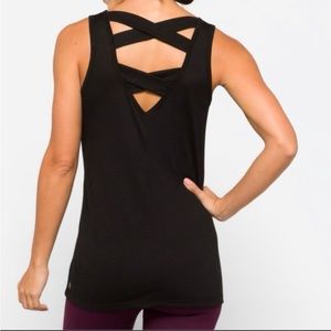 Gaiam Makenna Cross back tank